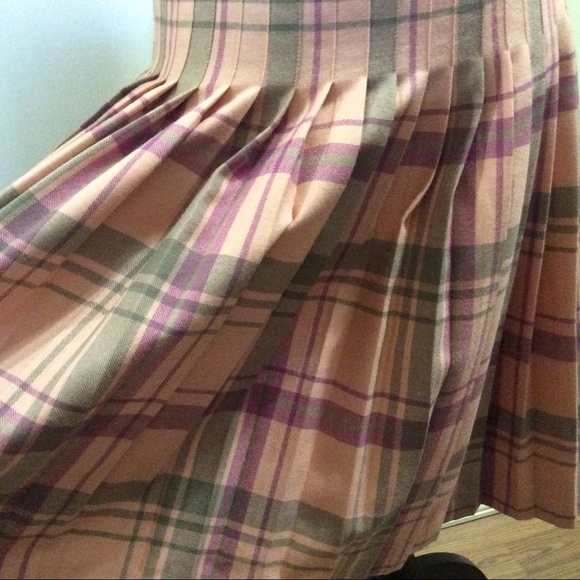 💖Vintage pure virgin wool pleated plaid skirt💖 - Picture 8 of 11